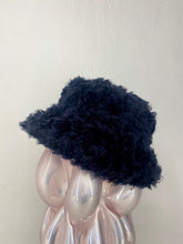 Load image into Gallery viewer, FUZZY HAT BLACK